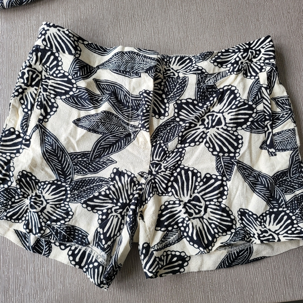 Black and Cream Floral Top And Shorts Set